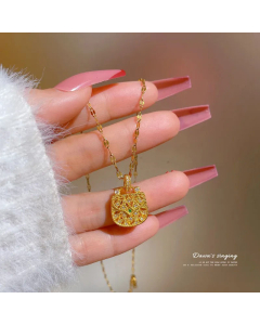 Temperament Square Animai Thermosensitive Stone Inlaid Pendant Titanium Stee Necklace Colorza