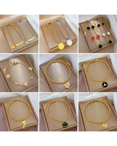 Casual Moon Heart Bear Smiley Titanium Steel Inlaid Gold Bracelets