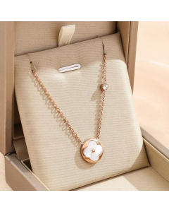 Elegant Round Four-Leaf Clover Plating Shell Pendant Titanium Steel Necklace 