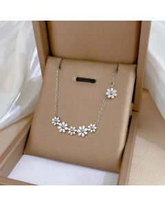 Sweet Charm Flower Titanium Steel Plating Necklace Colorza