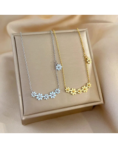 Sweet Charm Flower Titanium Steel Plating Necklace Colorza