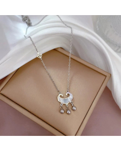 Fashion Plating Inlay Shell Longevity Lock Tassel Titanium Steel Necklace Colorza