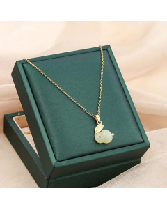 Cute Jade Hare Plating Inlay Artificial Gemstones Rhinestones Pendant Titanium Steel Necklace Colorza