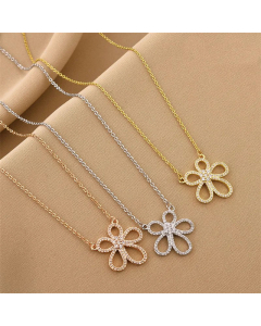 Temperament Inlay Rhinestones Flower Titanium Steel Necklace Colorza