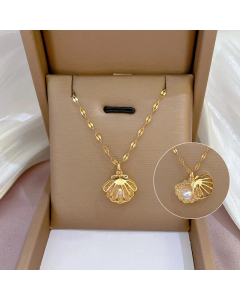 Texture Gold Plated Shell Pendant Inlay Artificial Pearls Zircon Necklace Colorza
