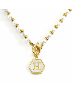 Fashion Letter Hexagon Inlay Shell Pendant Titanium Steel Pearl Plating Necklace Colorza -H
