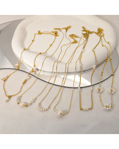 14K Gold Plated Sweet Minimalism Round Flower Titanium Steel Necklace Wholesale CA07831088