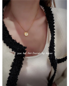 Retro Streetwear Commute Round Moon Titanium Steel Plating Inlay Shell Pendant Necklace