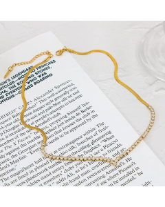 Elegant Round Zircon Inlaid  Stainless Steel Clavicle Chain Necklace