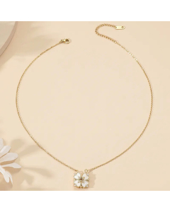 Elegant Four Leaf Clover Titanium Steel Polishing Plating Shell 18K Gold Plated Pendant Necklace
