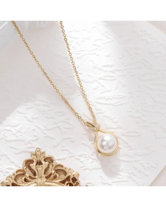 Elegant Simple Style Geometric Stainless Steel Plating Inlay Artificial Pearls 18K Gold Plated Pendant Necklace
