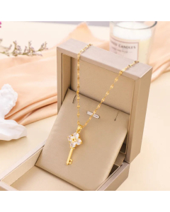 Elegant Refined Key Zircon Inlaid Gold Plated Pendant Stainless Steel Necklace