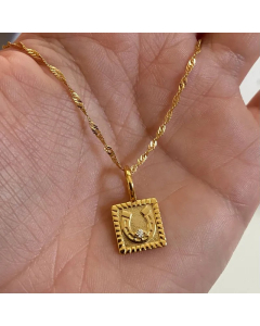 Vintage Style Square Horseshoe Stainless Steel Plating Inlay Zircon 18K Gold Plated Pendant Necklace