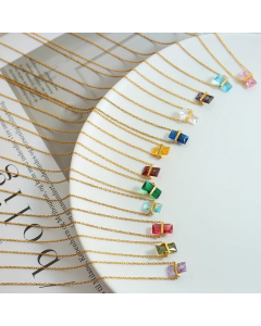 Wholesale Stainless Steel Necklace Minimalism Zircon Inlaid Square 18K Gold Plated Pendant Necklace