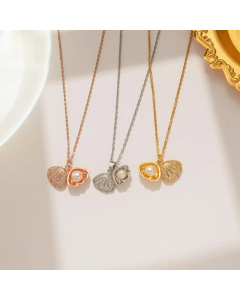 Wholesale Stainless Steel Necklace Simple Style Shell Pearl Inlaid Pendant Necklace