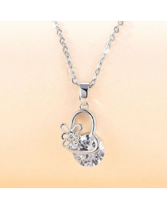 Elegant Round Flower Butterfly Stainless Steel Plating Inlay Zircon 18K Gold Plated Pendant Necklace