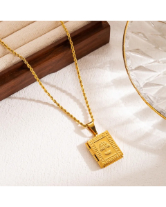 Modern Style Square Heart Shape Shell Stainless Steel Three-Dimensional Carving 18K Gold Plated Pendant Necklace
