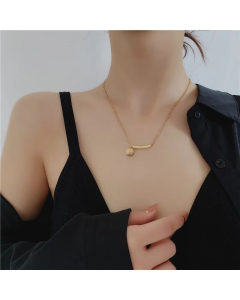 Elegant Retro Lady Geometric Titanium Steel Plating Pendant Necklace