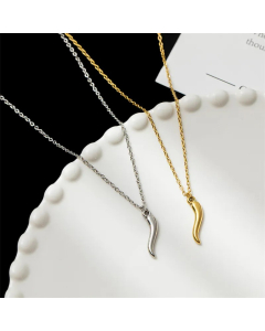 Retro Lady Pepper Titanium Steel Plating 18K Gold Plated Pendant Necklace_colorza_4