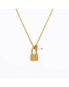 Letter I Lock Titanium Steel Pearl Plating 18K Gold Plated Pendant Necklace