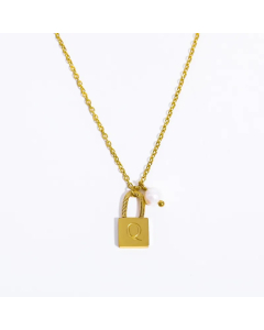 Letter Q Lock Titanium Steel Pearl Plating 18K Gold Plated Pendant Necklace