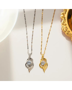 Sweet Classic Style Heart Shape Titanium Steel Inlay Zircon Pendant Necklace_colorza_3