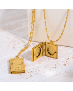 Vintage Style Commute Square Stainless Steel Plating Carving 18K Gold Plated Pendant Necklace_colorza_4