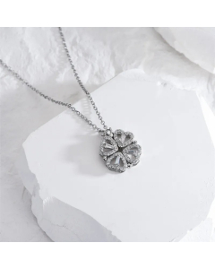 Elegant Luxurious Four Leaf Clover Heart Shape Titanium Steel Polishing Plating Inlay Rhinestones 18K Gold Plated Pendant Necklace