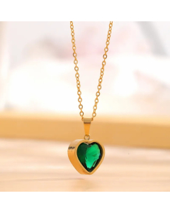 Elegant Retro Heart Shape Titanium Steel Plating Inlay Zircon Gold Plated Pendant Necklace