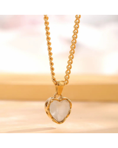 Elegant Retro Heart Shape Titanium Steel Plating Inlay Zircon Gold Plated Pendant Necklace