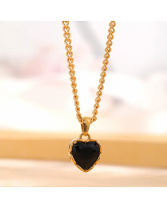 Elegant Retro Heart Shape Titanium Steel Plating Inlay Zircon Gold Plated Pendant Necklace