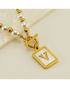 Letter V Stainless Steel Pearl Plating Inlay Shell 18K Gold Plated Pendant Necklace