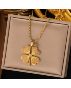 Simple Style Four Leaf Clover Titanium Steel Chain Pendant Necklace