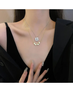 Simple Style Commute Flower Titanium Steel Inlay Zircon Pendant Necklace