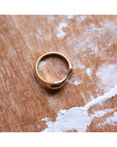Niche Fashion French Style Smooth Irregular Stainless Steel Ring Plated 18K Gold Ring 