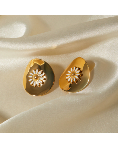 Gold Color Round Piece White Dripping Oil Daisy Stainless Steel Earrings