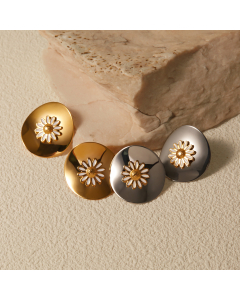 Wholesale Stainless Steel Flower Earrings White Dripping Oil Daisy Earrings