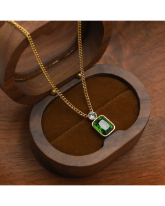 Wholesale Stainless Steel Necklace Vintage Minimalism Zircon Emerald Pendant Clavicle Chain Gold-plated Necklace