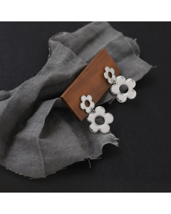 Wholesale Stainless Steel Earrings Fashion Non-fading Flower Pendant Earrings Steel Color Earrings