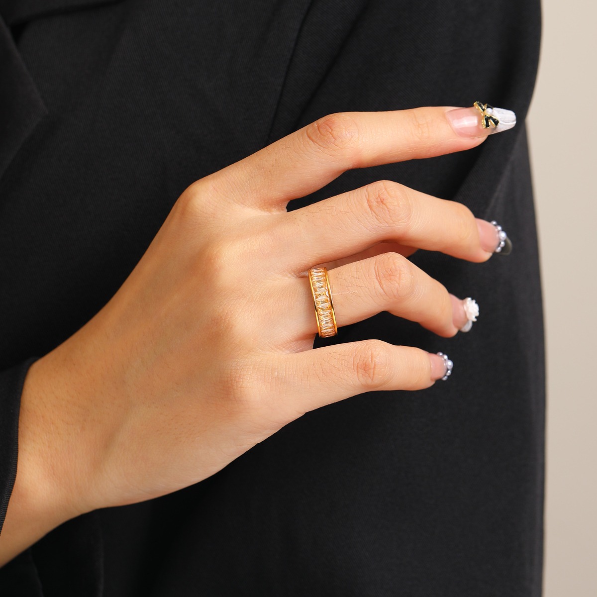 Champagne Color Model Show, Fine Cubic Zircon CZ Inlaid Rings, Multiple Colors Available, 18K Gold Plated Stainless Steel Ring Base