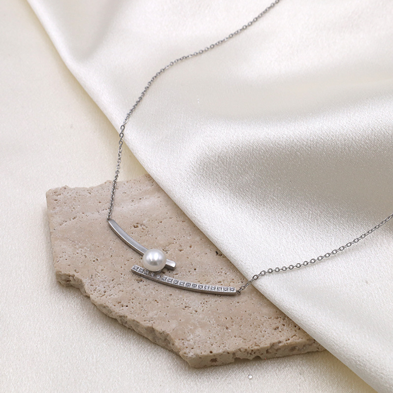Simple Pearl Zircon Inlaid Necklace Stainless Steel Pearl Neckacle 