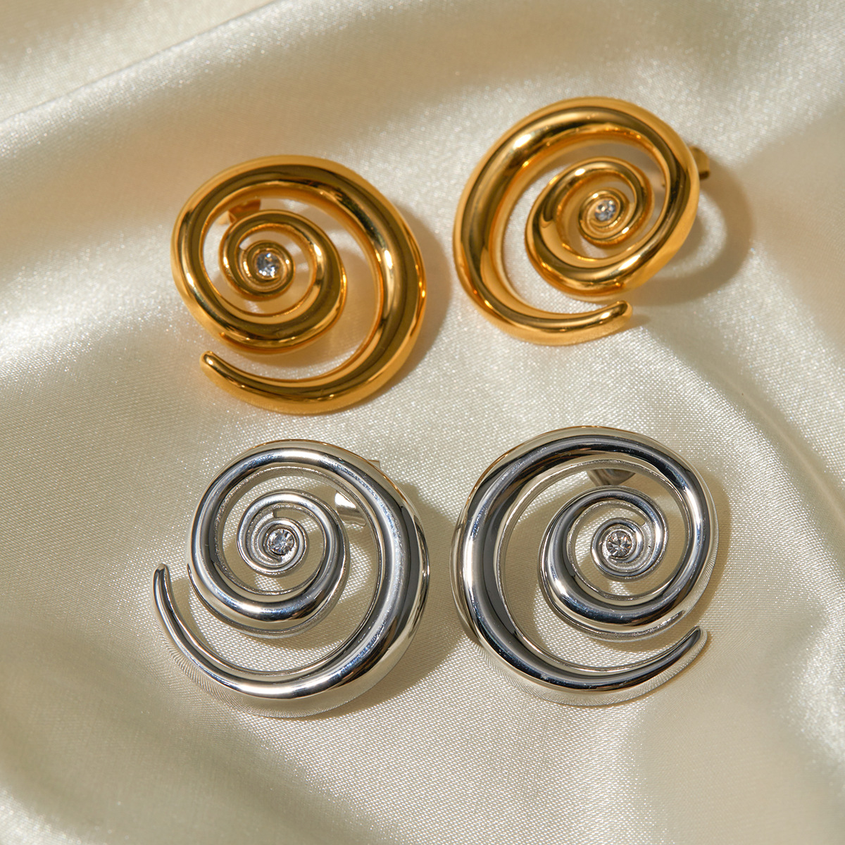 Net Red Spiral Design With Drill Earrings