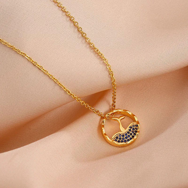 Round Fishtail, Rhinestone Inlaid, Stainless Steel Necklace