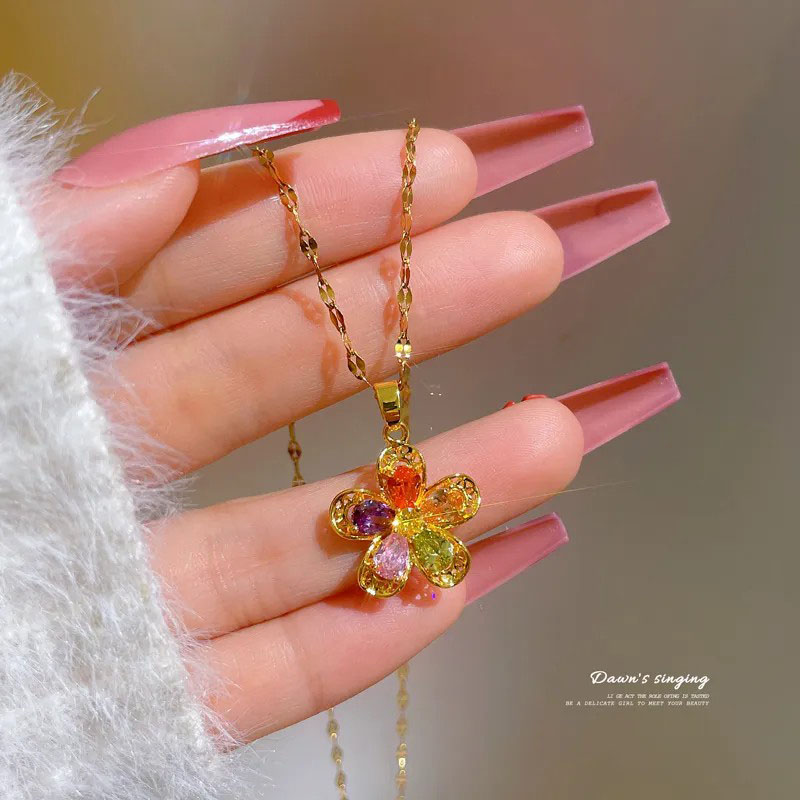 Clourful Flower, Zircon Inlaid, Pendant Titanium Steel Necklace 