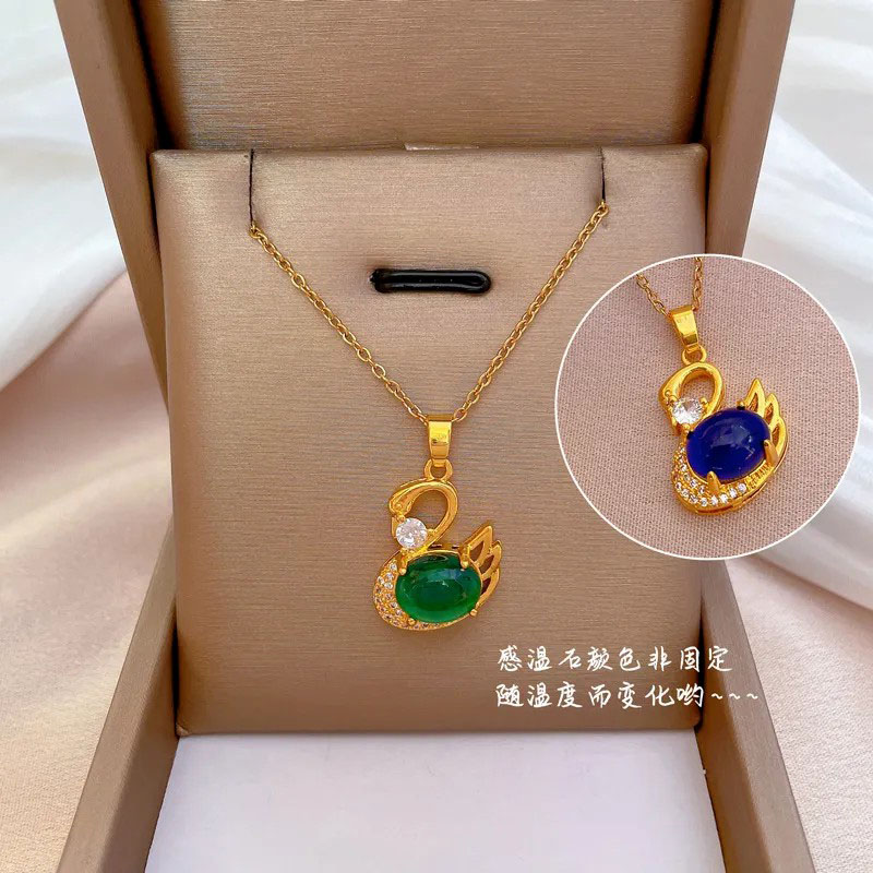 Thermosensitive Stone Inlaid Pendant Titanium Stee Necklace
