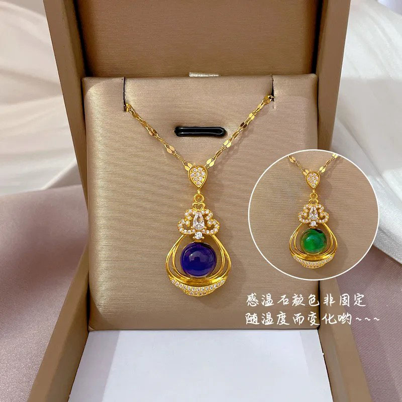 Thermosensitive Stone Inlaid Pendant Titanium Stee Necklace