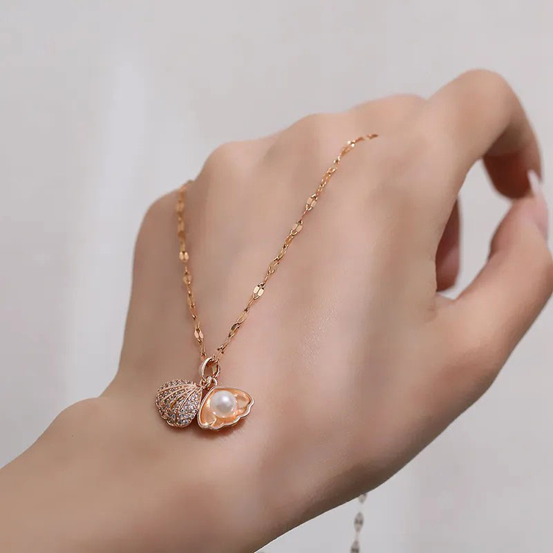 Pearl Shell, Pendent Necklace