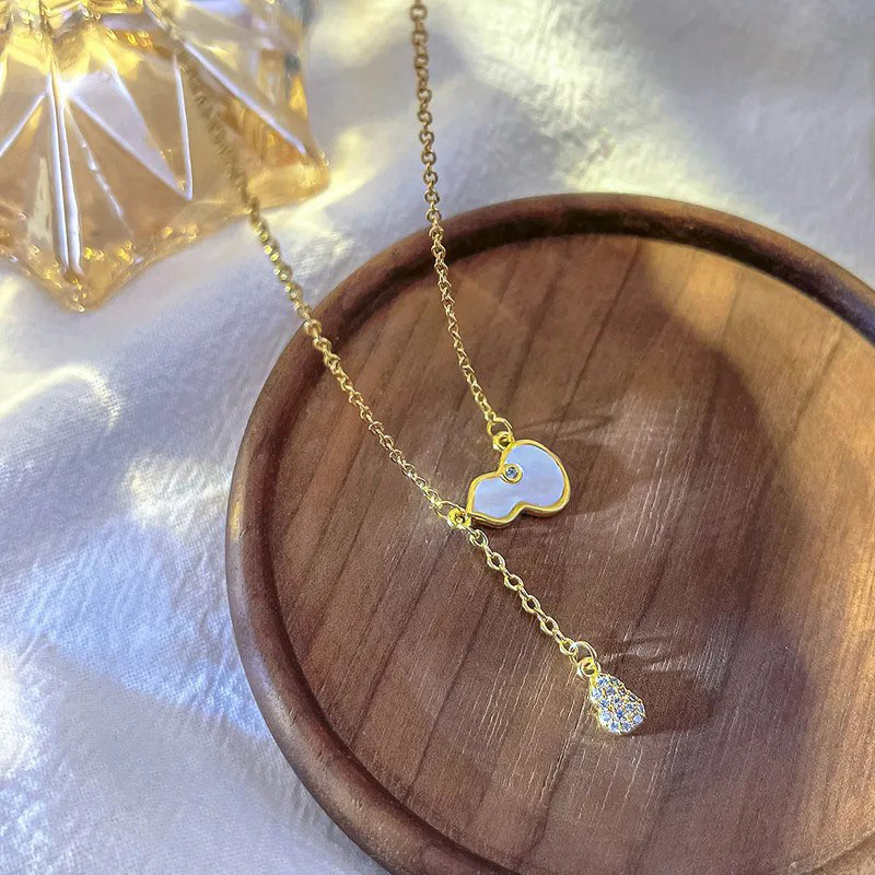 White Shell, Gourd, Tassel Necklace