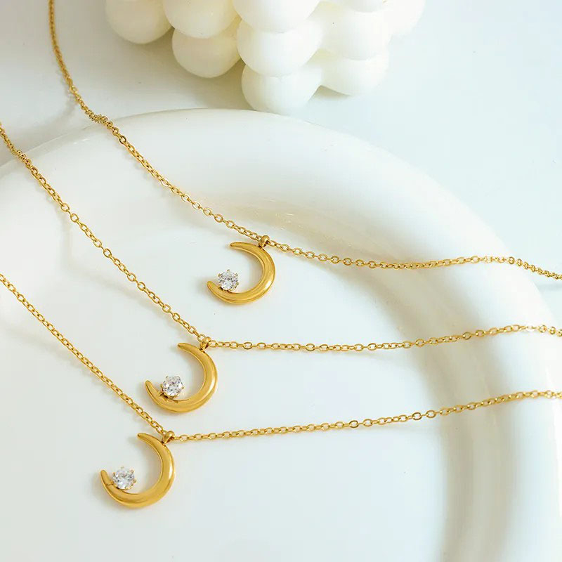 zircon moon pendent necklace