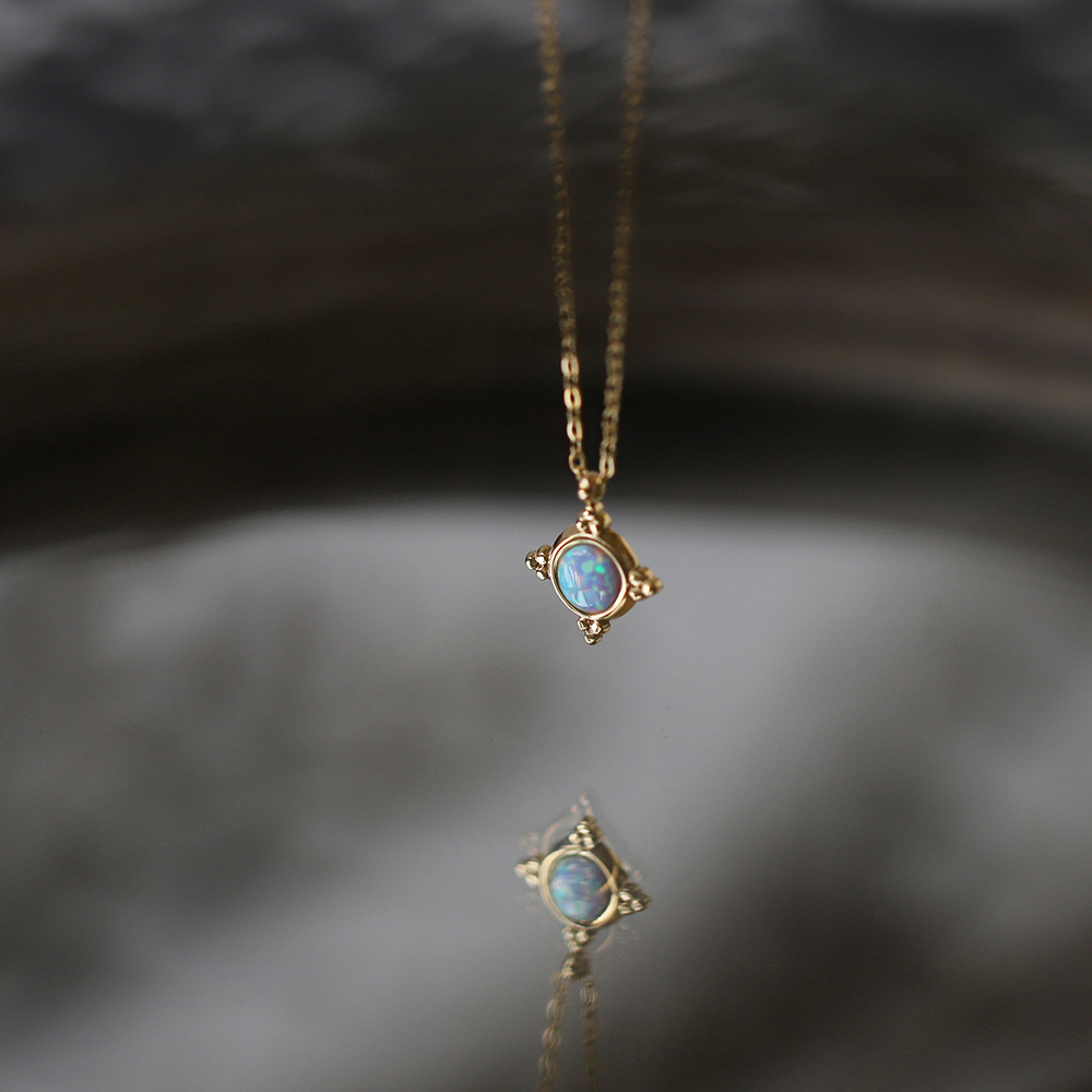 Dream Blue Imitation Opal Stone Color Small Necklace Clavicle Chain 